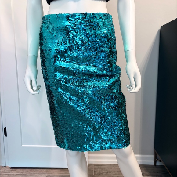 NWT Alice + Olivia Ramos Embellished Sequin Pencil SkirtPeacock Blue Size 6